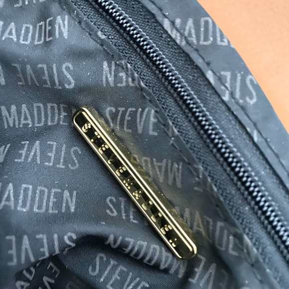 Steve Madden Bmelly Purse - Picture 12 of 12